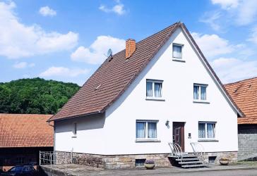 Ehrenberg-Seiferts !! Interessante Immobilie mit Scheune, sep. Bauplatz und großem Grundstück.