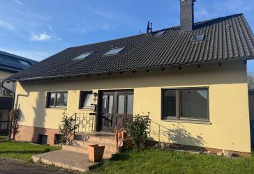 Freistehendes Einfamilienhaus mit Ausbaureserve, schönem Garten & Garage in ruhiger Sackgasse in Mettmann Süd!
