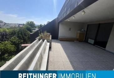 Außergewöhnliche 4,5-Zimmer-Maisonette mit Galerie und zwei Dachterrassen in bester Lage von Radolfzell