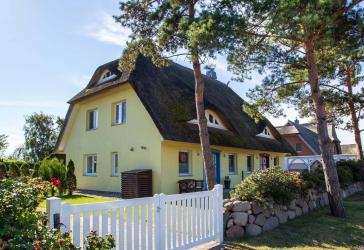 Hochwertige Doppelhaushälfte in strandnaher Lage