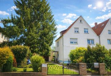 Einfamilienhaus Albau zum Schnäppchenpreis auf eingewachsenem Grundstück mit Obst- und Hausbaum