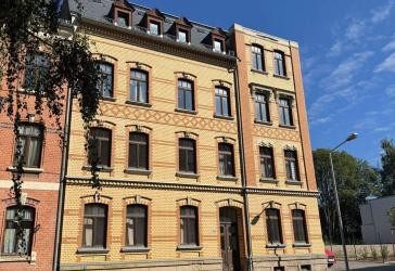 Denkmalgeschütztes Mehrfamilienhaus mit Potenzial in zentraler Lage von Reichenbach