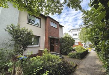 Familienfreundliches Reihenendhaus mit Erbpacht in begehrter Lage von Düsseldorf-Wersten