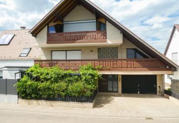 Gemütliches Eigenheim in ruhiger Lage mit Wohlfühlcharakter - Garage, Stellplatz & sonnige Terrasse