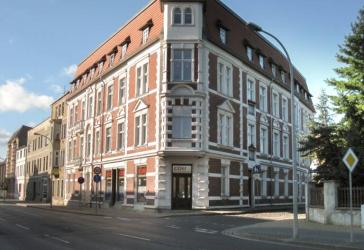 3 Raumwohnung im Altbau in zentraler Lage