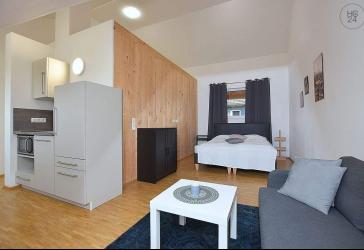 Modern möblierte Neubauwohnung in Rutesheim (Perouse)