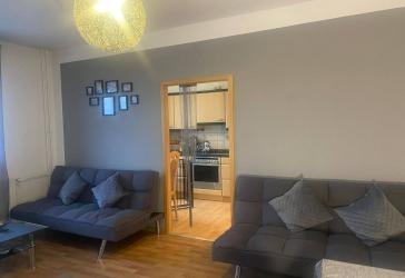 3 Raum-ETW mit Einbauküche, Balkon und Stellplatz
