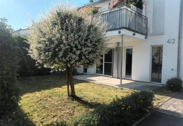 Neuwertige und provisionsfreie 3-Zimmer-Gartenwohnung in Meckenbeuren/Brochenzell