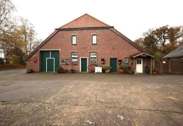Wichtige Details im Text - Bitte lesen! Kernsanierter Resthof mit bester Energieeffizienz