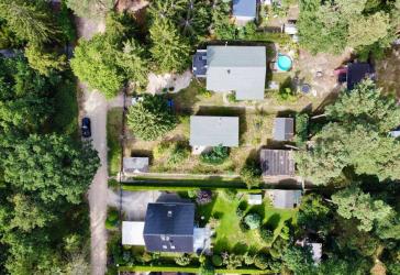 Waldnah wohnen, individuell gestalten - Grundstück mit Bestandsbungalow