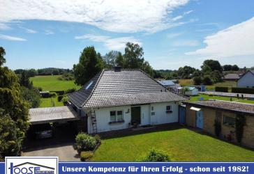 Charmanter Bungalow mit viel Platz im Grünen in Luschendorf