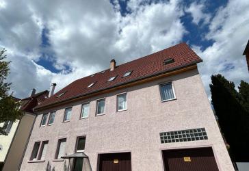 Großes Mehrfamilienhaus mit viel Potential