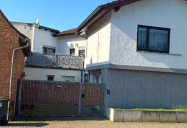 Mehfamilienhaus Kapitalanlage Rendite Brutto 5,4 %, Maklercourtage frei, da Eigentum
