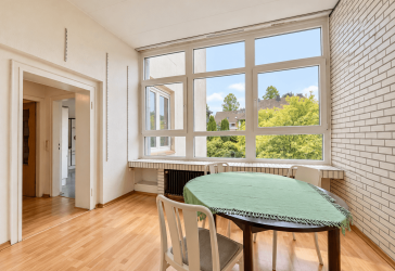 Großzügige Altbau-Eigentumswohnung mit ca. 120 m² Wohnfläche in zentraler Lage von Mönchengladbach
