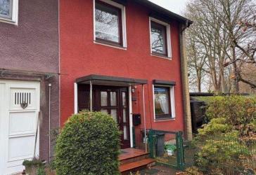 Reihenendhaus mit großen Grundstück in Schwarzenbek zu verkaufen