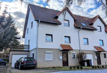 Exklusive Doppelhaushälfte in ruhiger Familienlage - Südgarten, Sauna & vielseitige Wohnmöglichkeiten