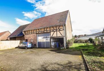 Historische Sandsteinscheune mit Baugenehmigung in Topp Lage von Spessart