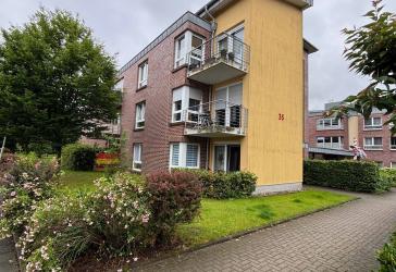 Seniorenwohnung mit 2 Zimmern, offener Küche, Balkon, Aufzug im Haus und Betreuungsangebot