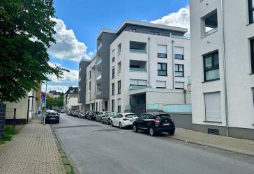 Moderne, stilvolle Eigentumswohnung mit Balkon und TG-Stellplatz, 52351 Düren-Zentrum