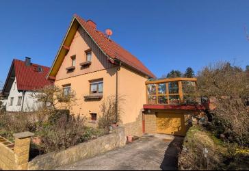Gepflegtes Einfamilienhaus in begehrter Wohnlage von Themar.