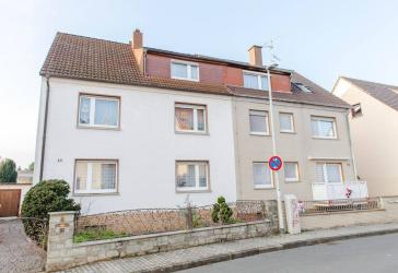 Flörsheim: Vollvermietetes Dreifamilienhaus in angenehmer Wohnlage!