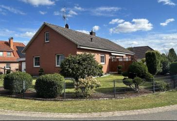 Gepflegtes EFH in Dörverden-Westen mit großen Garten, Keller und Garage