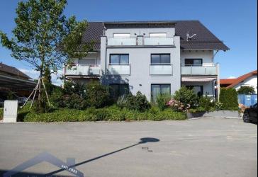 Vilshofen Waizenbach hochwertige 3-Zi Whg. mit Wohnküche und Dachterrasse in kleiner Wohnanlage