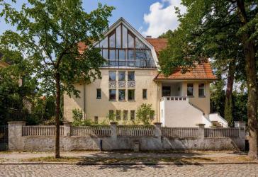Vorschaubild Villa