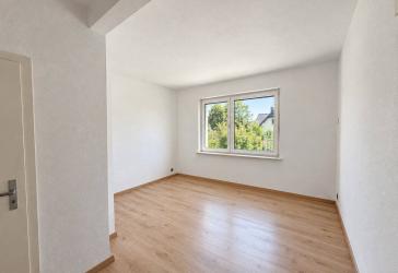 Vermietete 4-Zi.-ETW in Bochum: 6,71 % Rendite inkl. Mietzuschuss, AfA 4 % möglich, provisionsfrei