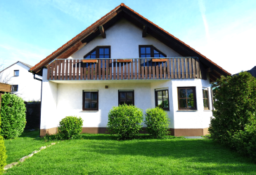 Reserviert - 5-Zimmer-Einfamilienhaus, 137 m² Wohnfläche, 631 m² Grundstück, 4-Schlafzimmer, Neuwertige Heizungsanlage (2023), sofort bezugsfrei