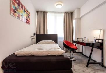 Ab Sofort - modern möbliertes Zimmer in 6er WG - im Szeneviertel!