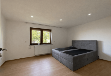 Modernisiertes Zweifamilienhaus in Frielendorf - 2 Einheiten mit viel Potenzial!