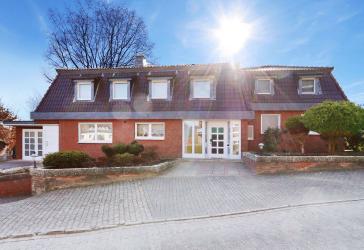 *Provisionsfrei für Käufer* Geräumiges Wohnhaus mit vielseitigen Nutzungsmöglichkeiten