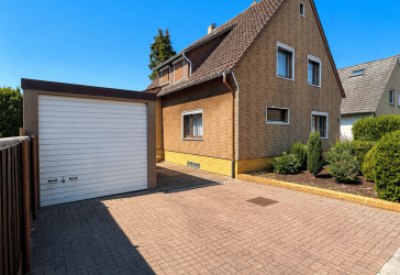 Charmantes Ein- bis Zweifamilienhaus mit großem Grundstück und viel Gestaltungspotenzial