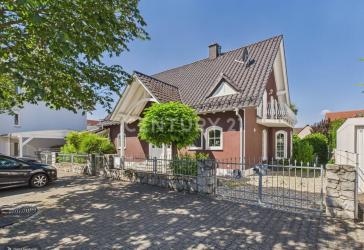 Vorschaubild Villa