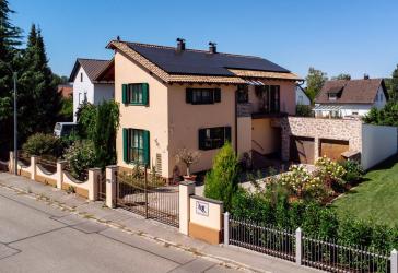 Exklusives Einfamilienhaus im Toskanastil in Dingolfing
