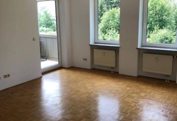 3,5-Zimmer-Mietwohnung mit Balkon
