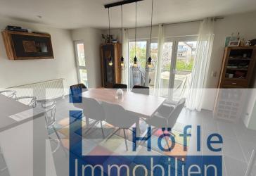 Moderne 4 Zimmer Maisonette-Wohnung in Lorsch zu vermieten.