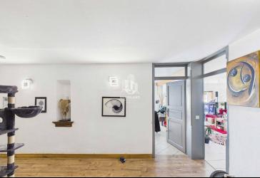 Mehrfamilienhaus mit Ausbaupotenzial - 466 m² Wohnfläche in Badem