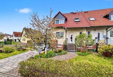 Vorschaubild Reihenendhaus