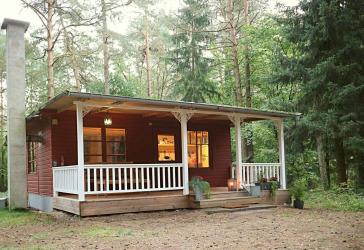 Sofort losleben statt renovieren: bezugsfertiges Waldhaus mit Glasfaser auf 1.680 qm