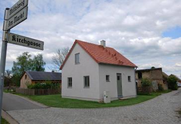 Uckermark am historischen Markt zwischen Badestelle und Dorfladen