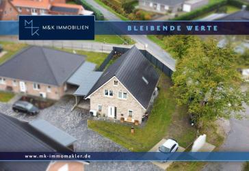 Neuwertiges Einfamilienhaus in energieeffizienter Ausführung und schöner Wohnlage!