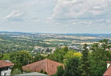 Exklusives Einfamilienhaus in beherrschender Lage mit einzigartigem Weitblick, Terrasse&Garten