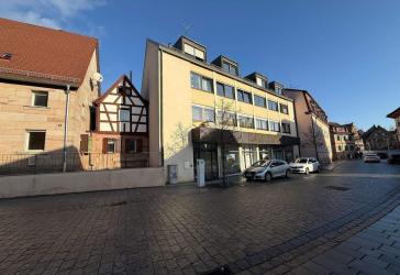 Zirndorf ~ gepflegte Bürofläche mit Empfang und 3 Zimmer zum Sofortbezug