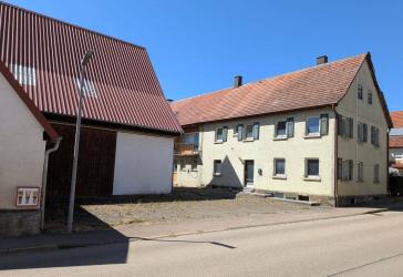 Landwirtschafliches Anwesen provisionsfrei zu verkaufen