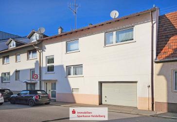 Ein- bis Zweifamilienhaus mit kleinem Garten in Wiesloch