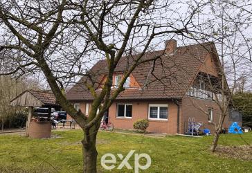 Großzügiges Einfamilienhaus auf riesiges Grundstück!