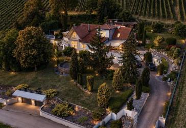 Vorschaubild Villa