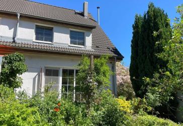 Doppelhaushälfte mit Garten im Westen von Berlin, Spandau-Staaken